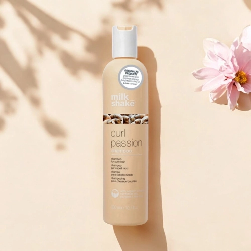 Milk Shake Curl Passion - szampon do włosów kręconych 300 ml